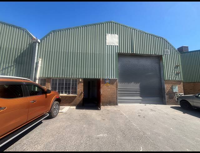 514M² WAREHOUSE TO LET IN PAROW EAST